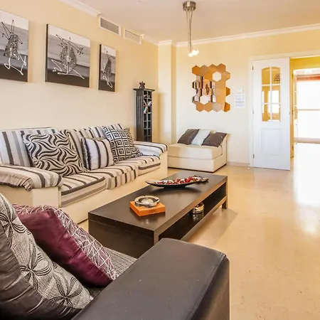 Awesome In Elviria With Wifi