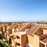 Apartamento Awesome In Elviria With Wifi